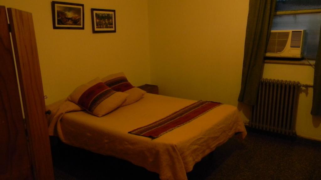 Punto Urbano Hostel Mendoza Rum bild
