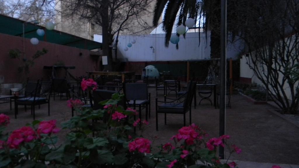 Punto Urbano Hostel Mendoza Exteriör bild