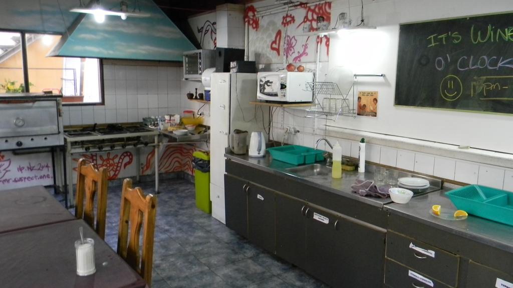 Punto Urbano Hostel Mendoza Exteriör bild