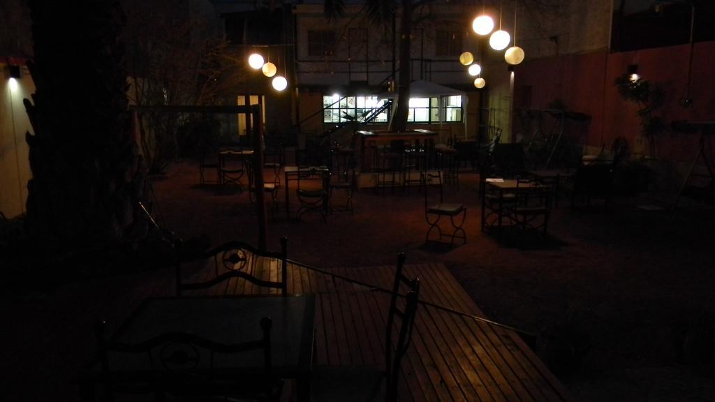 Punto Urbano Hostel Mendoza Exteriör bild